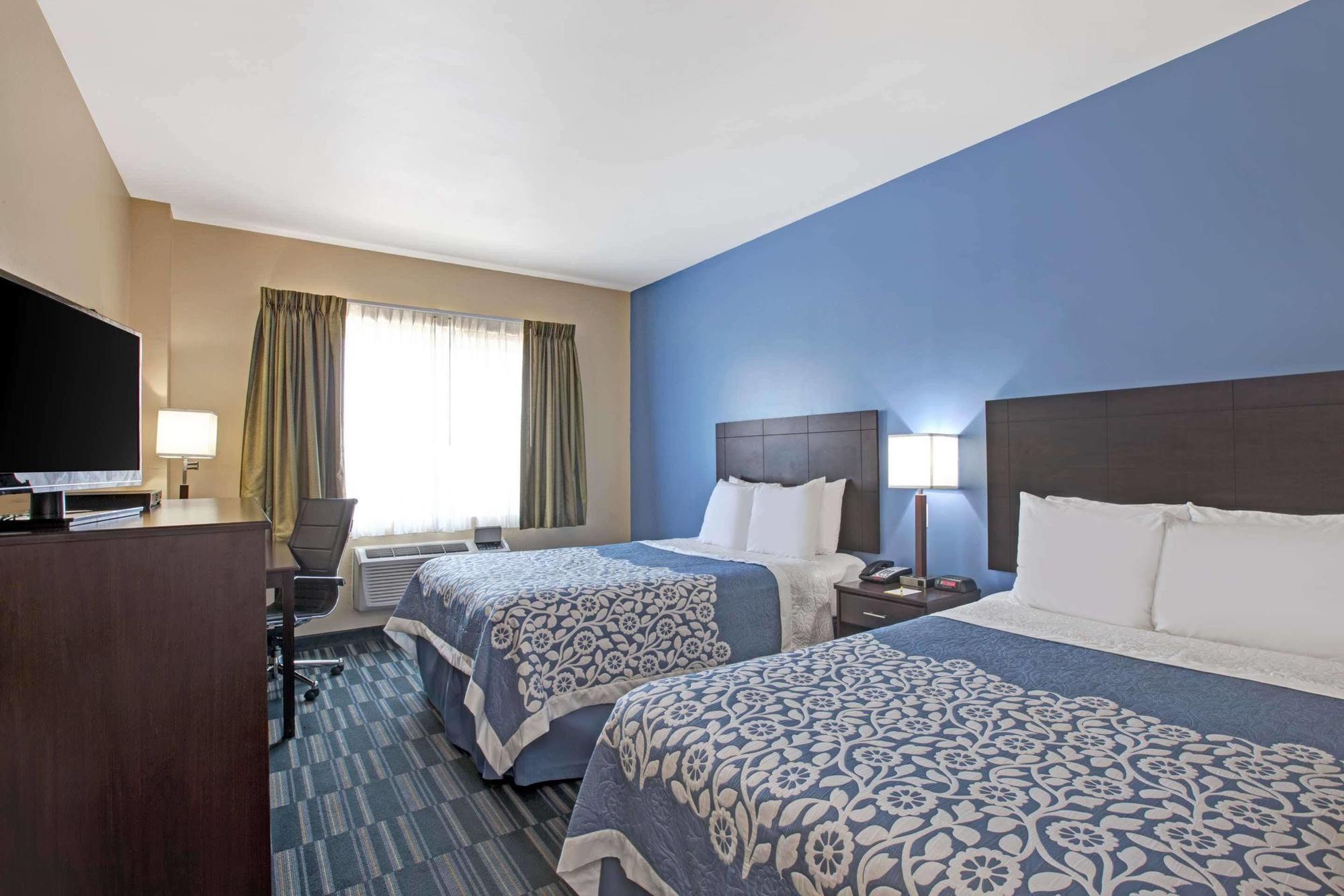Days Inn & Suites By Wyndham Ozone Park/Jfk Airport New York Exterior foto