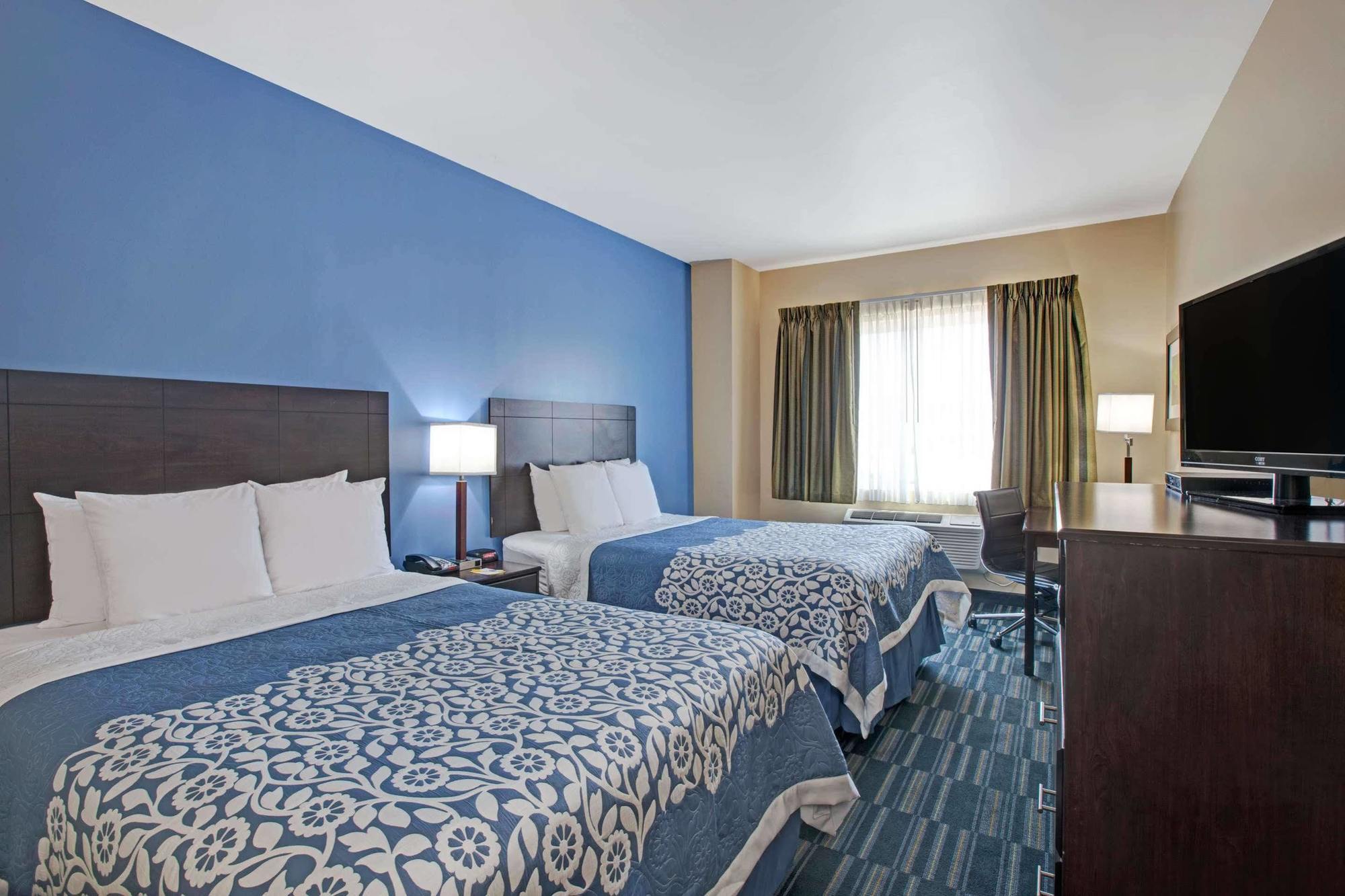 Days Inn & Suites By Wyndham Ozone Park/Jfk Airport New York Exterior foto